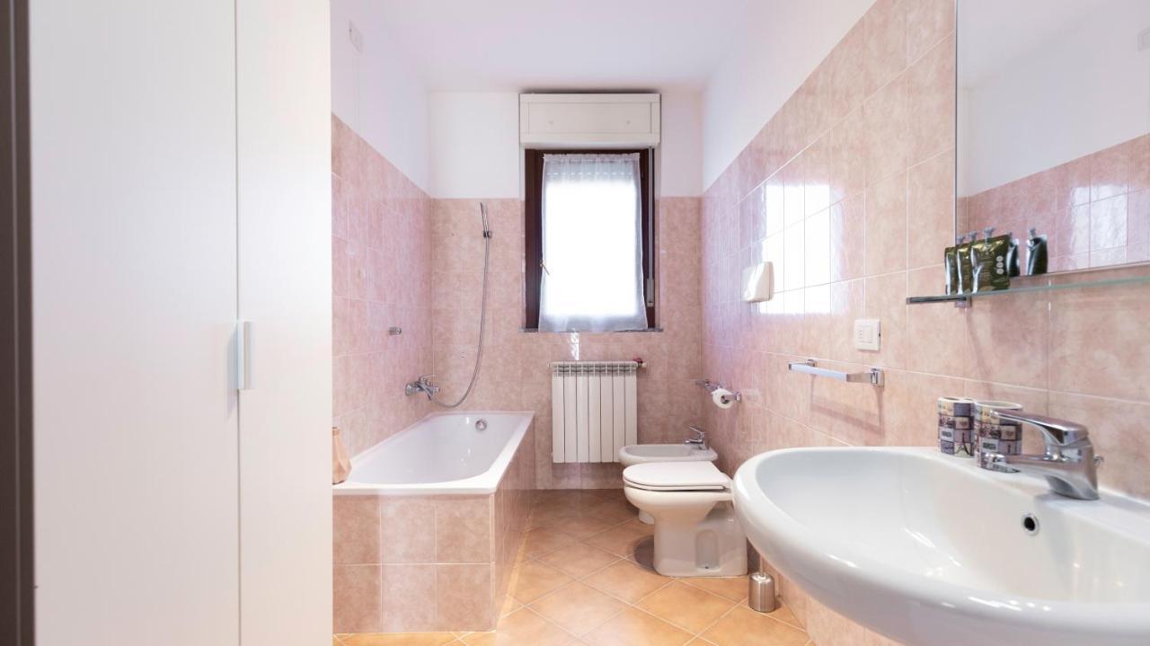 Italianway - Piazza Alboreto 72, Rozzano Ngoại thất bức ảnh